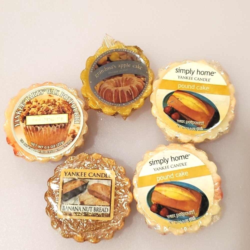Lot of 5 YANKEE CANDLE wax tarts comfort scents Pound Cake Banana Nut Apple READ
